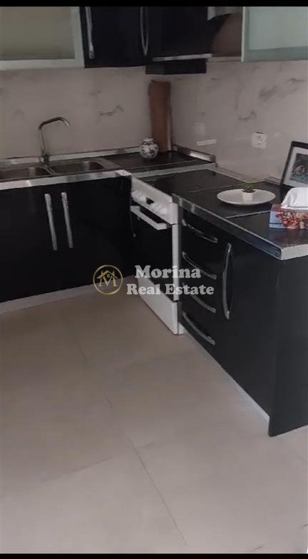 Tirane, jepet me qera apartament 1+1 Kati 2, 66 m² 580 € (Komuna parisit)