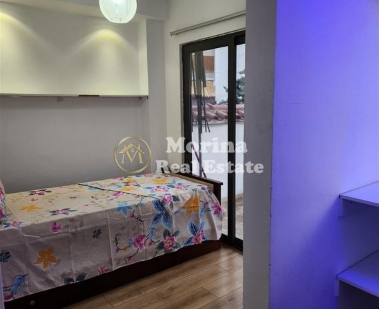 Tirane, jepet me qera shtepi 2+1 Kati 3, 120 m² 450 € (Kodra Diellit)