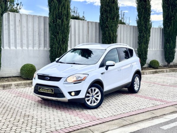 Durres, shes makine Ford Kuga 2.0Nafte Automatike 2011 Nafte, e bardhë automatik Klima 197 km