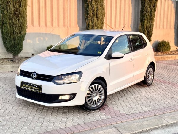 Durres, shes makine Volkswagen Polo 1.6Tdi Automatike Nafte, e bardhë manuale Klima 156 km 1 €