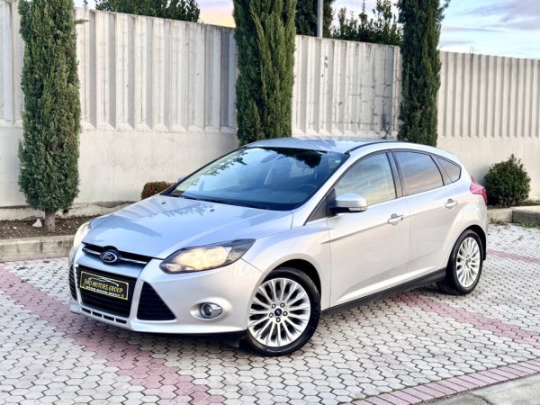 Durres, shes makine Ford Focus 1.6Nafte Titanium Nafte, gri metalizato manuale Klima 172 km 1 €