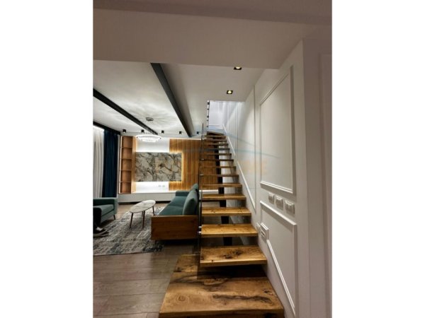 Tirane,  shitet Duplex,  (2+1), Ballkon Kati 1, 121 m² 227.000 € (Ish Parku i Autobuzave)