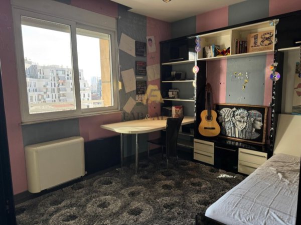 Tirane, shitet apartament 2+1+Depo+Parkim, Kati 6, 130 m² 210.000 € (Selvia)