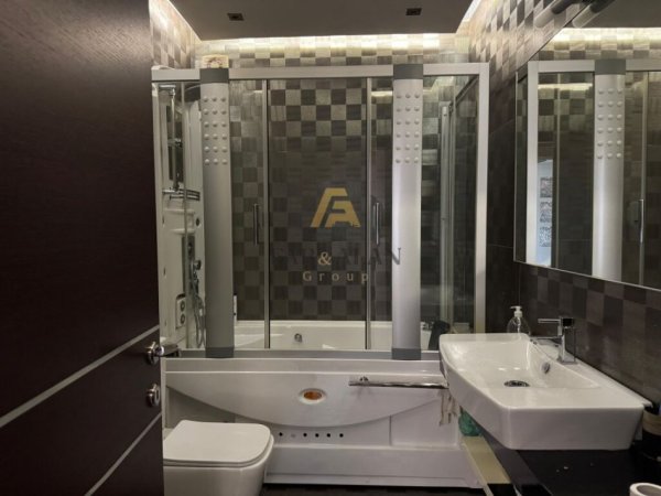 Tirane, shitet apartament 2+1+Depo+Parkim, Kati 6, 130 m² 210.000 € (Selvia)
