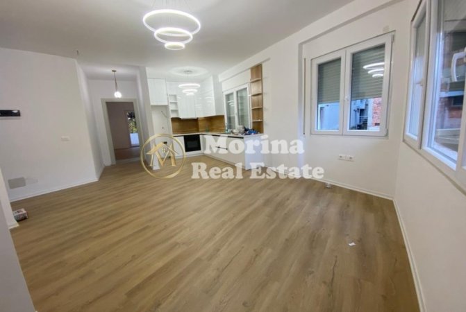 Tirane, jepet me qera apartament 2+1+Ballkon Kati 3, 102 m² 500 € (Kodra Diellit)