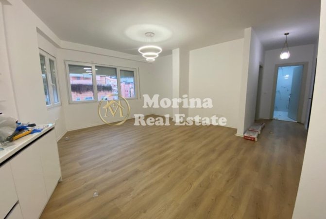 Tirane, jepet me qera apartament 2+1+Ballkon Kati 3, 102 m² 500 € (Kodra Diellit)