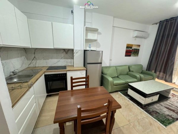 Shqiperi, shes apartament 1+1+Ballkon Kati 3, 44 m² 67.000 € (astir)