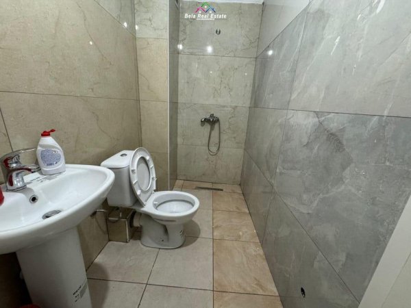 Shqiperi, shes apartament 1+1+Ballkon Kati 3, 44 m² 67.000 € (astir)
