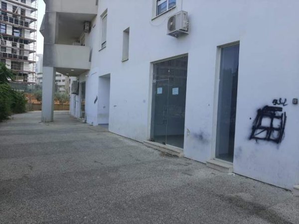 Tirane, shes dyqan Kati 1, 34 m² 50.000 Euro