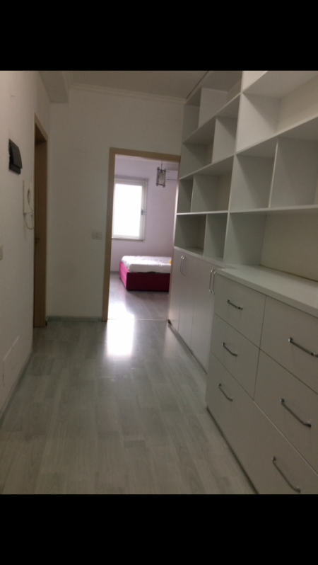 Tirane, shes apartament 1+1 Kati 2, 58 m² 94.000 € (Yzberisht)