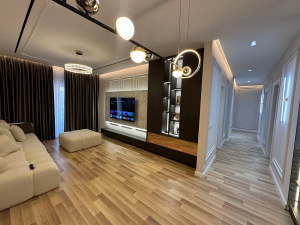 Tirane, shitet apartament 2+1 Kati 7, 117 m² 230.000 € (Rruga Nexho Konomi)