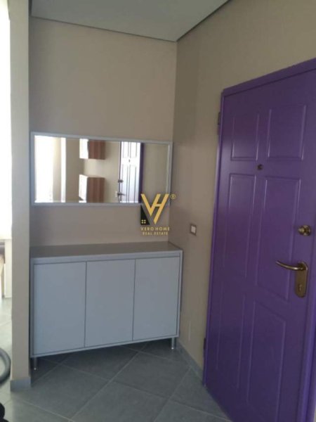 Tirane, jepet me qera apartament 3+1+A+BLK Kati 3, 160 m² 1.000 Euro (KODRA E DIELLIT)