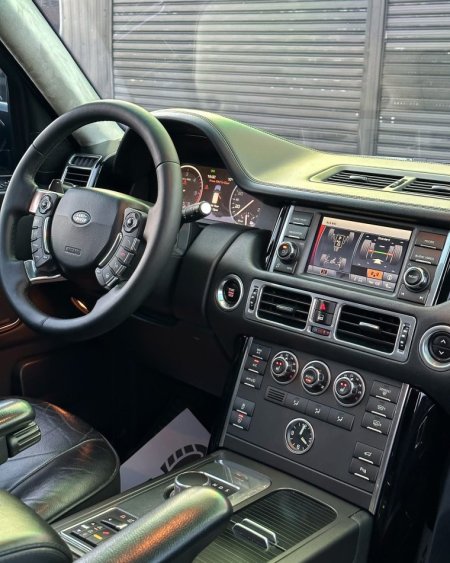 Tirane, shes SUV | Fuoristrad | Xhip RANGE ROVER VOGUE 4.4 AUTOBIOGRAPHY Nafte, lejla automatik Klima 250.000 km 15.300 €