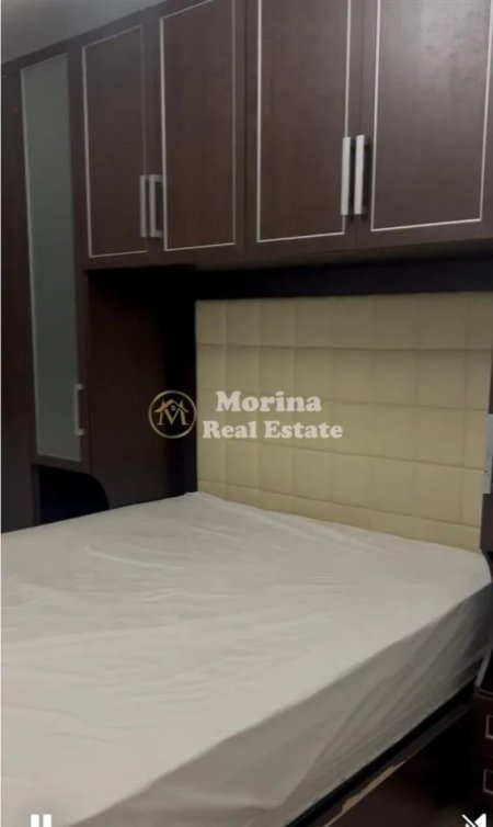 Tirane, jepet me qera apartament 1+1 Kati 3, 80 m² 500 € (Ish Fusha Aviacionit)