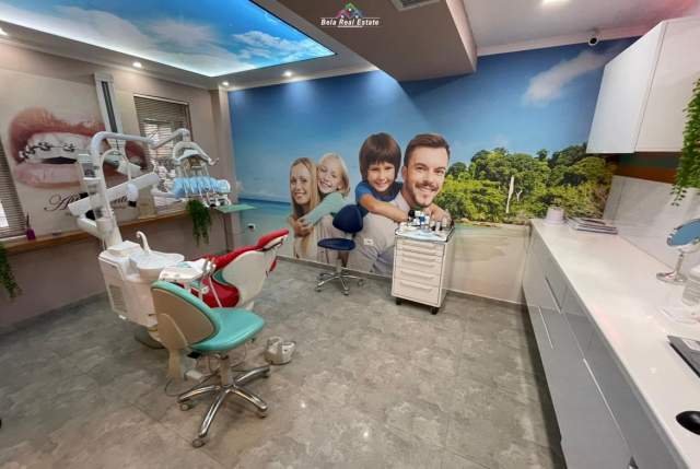 Tirane, shes dyqan Kati 1, 60 m² 90.000 Euro (shkolla e bashkuar)