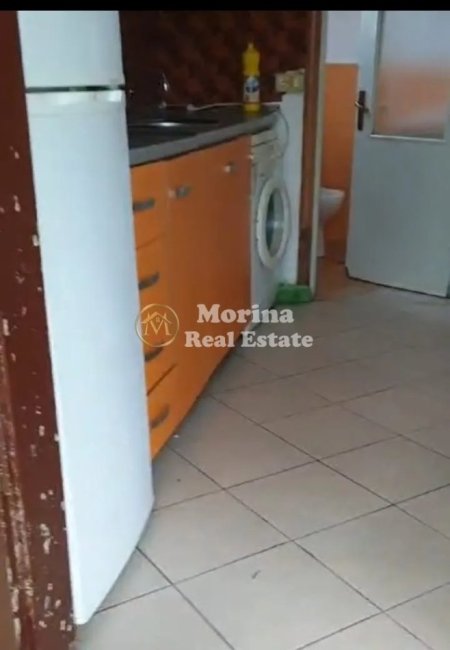 Tirane, jepet me qera garsonier 1 Katshe Kati 1, 25 m² 250 € (Ish Fusha e Aviacionit)