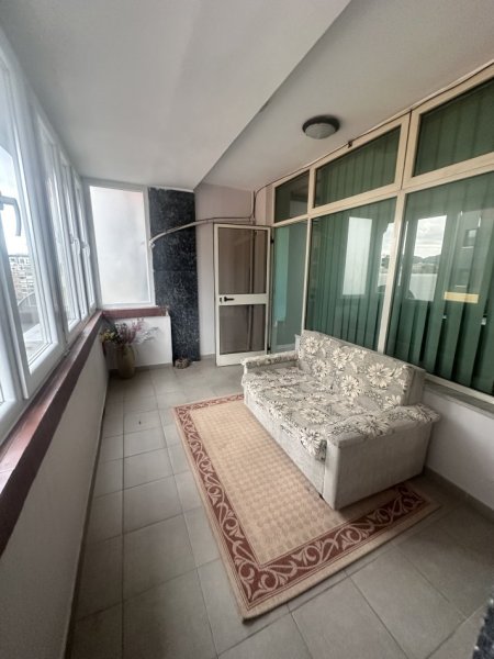 Tirane, jepet me qera apartament 1+1+Aneks Kati 6, 70 m² 800 € (Qender- 15 katëshi)