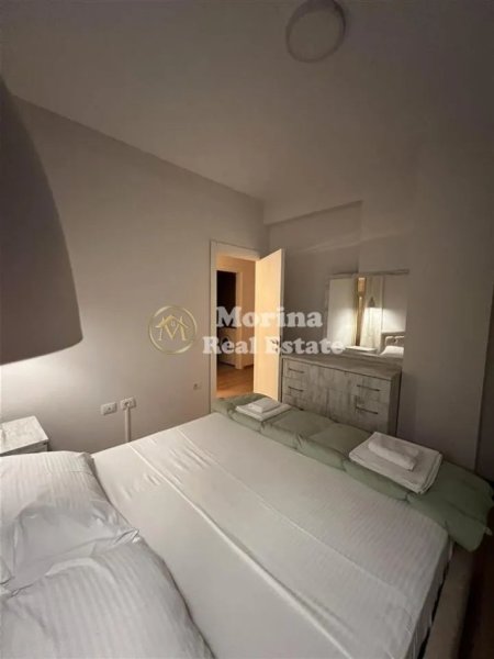 Tirane, jepet me qera apartament 1+1+Ballkon Kati 4, 70 m² 500 € (Rruga e Dibres)
