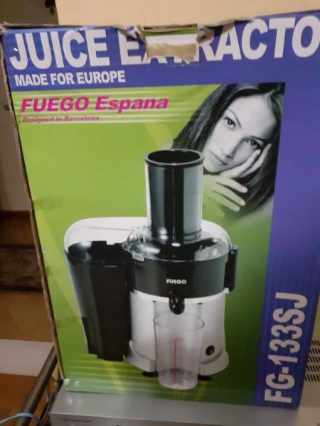 Tirane, shes Shtrydhese frutash Fuego FG-13SJ    4.500 leke, I diskutueshem