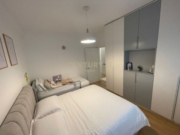 Tirane, shes apartament 2+1 , 98 m² 249.000 € (Liqeni i Thatë)