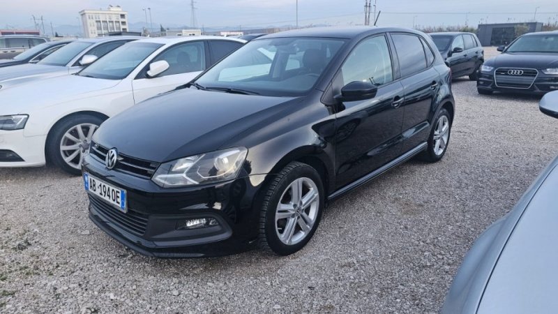Volkswagen Polo 1.6 Nafte, Automatik Kondicioner 135.000 km 7.500 €