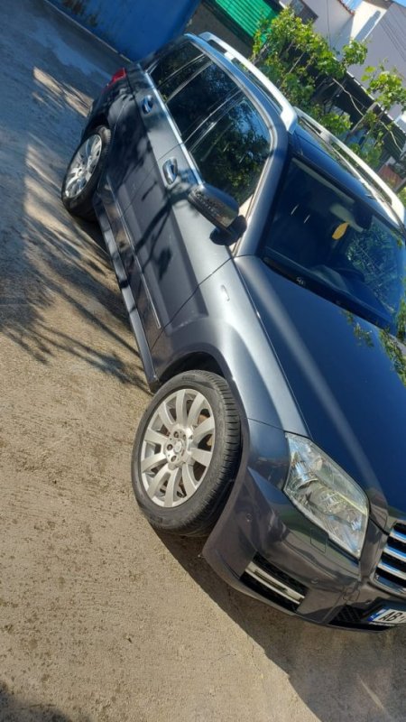 Tirane, shes makine Mercedes Benz Nafte, gri e erret automatik Kondicioner 110.000 km 10000 €