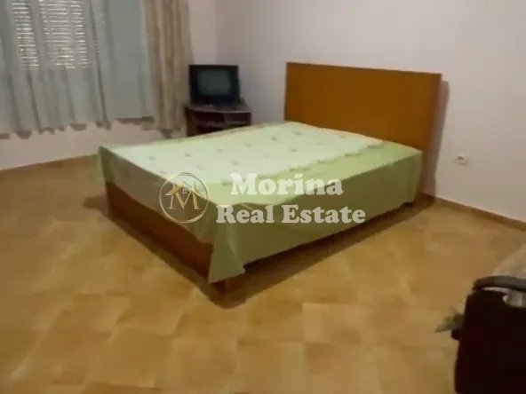 Tirane, jepet me qera shtepi 1+1 Kati 3, 70 m² 350 € (Selite)