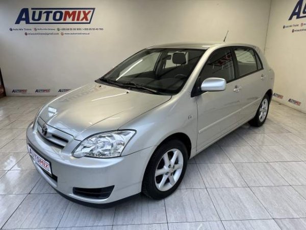 Tirane, shes makine Toyota corolla Viti 2006, 4.400 Euro