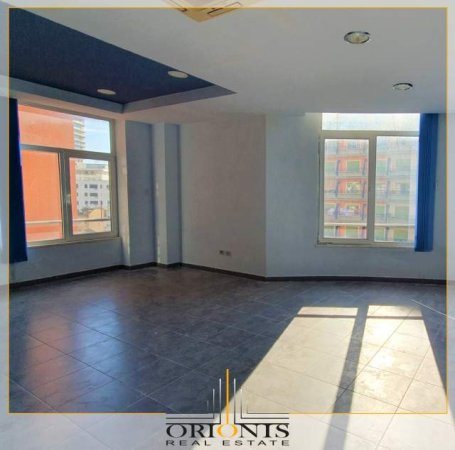 Durres, shitet zyre Kati 5, 50 m² 100.000 Euro (Qendër, Bashkia)