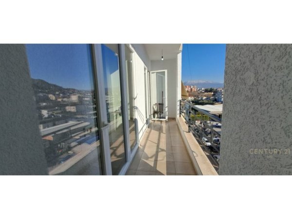 Tirane, shitet 2+1+Ballkon Kati 4, 97 m² 141.000 € (rruga thoma koxhaj)