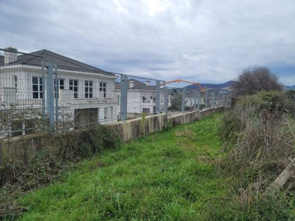 Tirane, shes toke 5.000 m² 120 Euro/m2 (Rruga Xixi, Tirane)