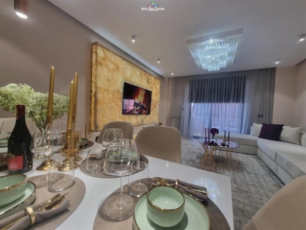 Tirane, shes apartament 2+1 Kati 9, 120 m² 450.000 € (Liqeni Artificial)