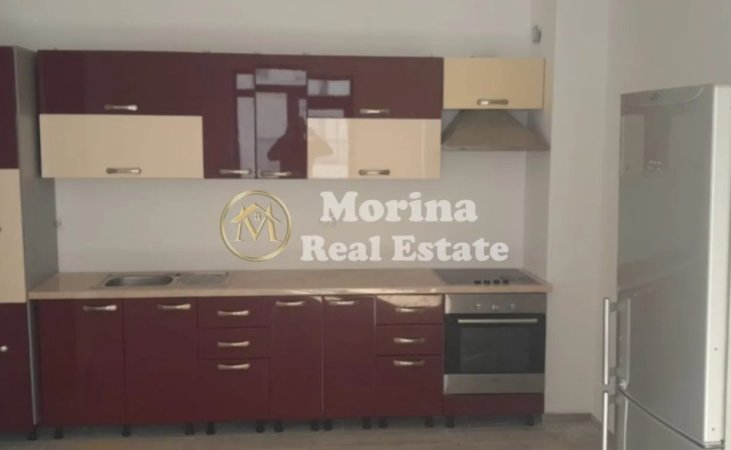 Tirane, jepet me qera apartament 2+1 Kati 2, 95 m² 600 € (Rruga Hamdi Sina)