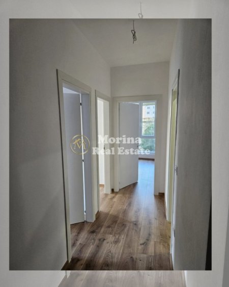 Tirane, jepet me qera apartament 2+1 Kati 1, 93 m² 800 € (Shkolla e Baletit)