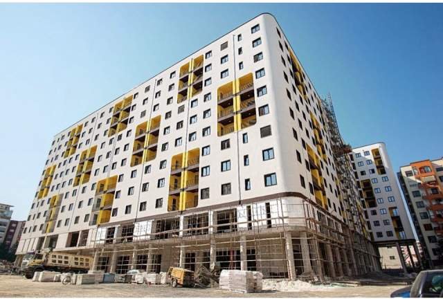 Tirane, Shiten/Jepen me qera ambiente biznesi kati 0 & zyra kati 1 ne Kompleksin Grand Gallery