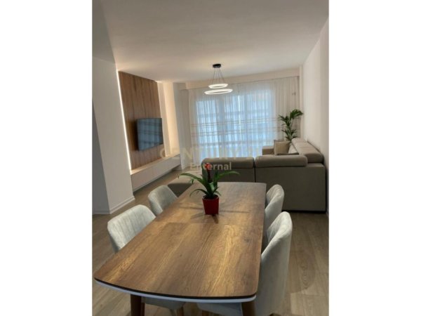 Tirane, shes apartament 2+1+Aneks+Ballkon Kati 2, 110 m² 330.000 € (Rruga e elbasanit)