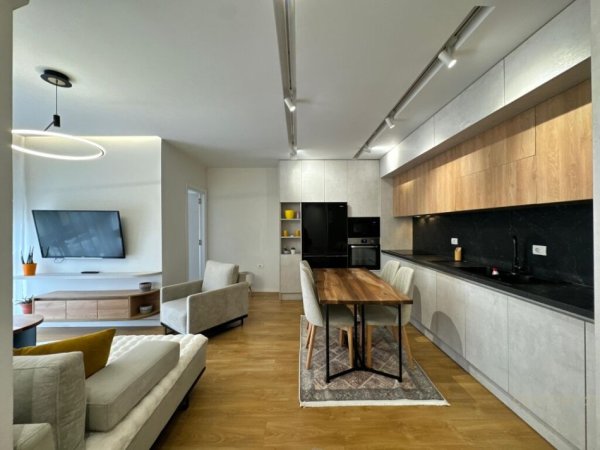 Tirane, shes apartament 2+1+Aneks+Ballkon Kati 2, 80 m² 160.000 € (Selite)