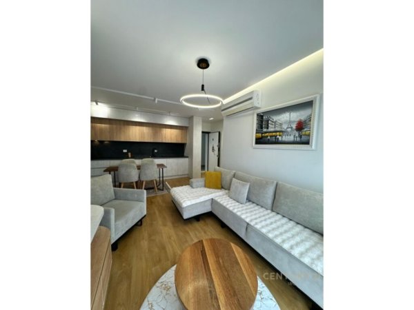 Tirane, shes apartament 2+1+Aneks+Ballkon Kati 2, 80 m² 160.000 € (Selite)