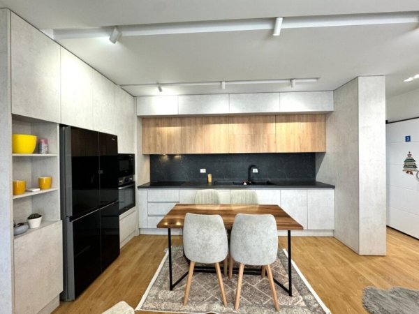 Tirane, shes apartament 2+1+Aneks+Ballkon Kati 2, 80 m² 160.000 € (Selite)