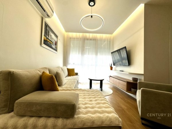 Tirane, shes apartament 2+1+Aneks+Ballkon Kati 2, 80 m² 160.000 € (Selite)