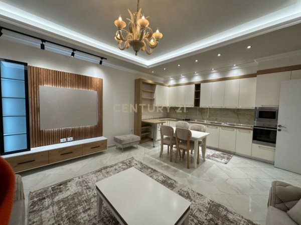 Tirane, shes apartament 2+1+Aneks+Ballkon Kati 3, 114 m² 227.000 € (Liqeni i thate)