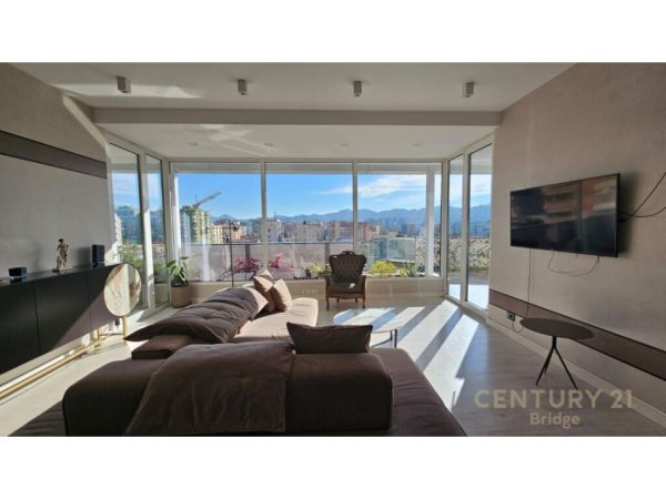 Tirane, shes apartament+verande | Penthouse 2+1+Aneks+Ballkon Kati 6, 170 m² 380.000 € (Ish ekspozita)