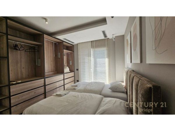 Tirane, shes apartament+verande | Penthouse 2+1+Aneks+Ballkon Kati 6, 170 m² 380.000 € (Ish ekspozita)