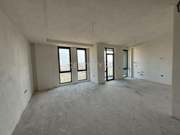 Tirane, shes apartament 3+1+Aneks+Ballkon Kati 9, 156 m² 300.000 € (Bulevardi i Ri)