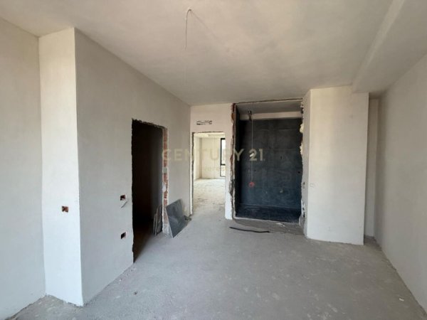 Tirane, shes apartament 3+1+Aneks+Ballkon Kati 9, 156 m² 300.000 € (Bulevardi i Ri)