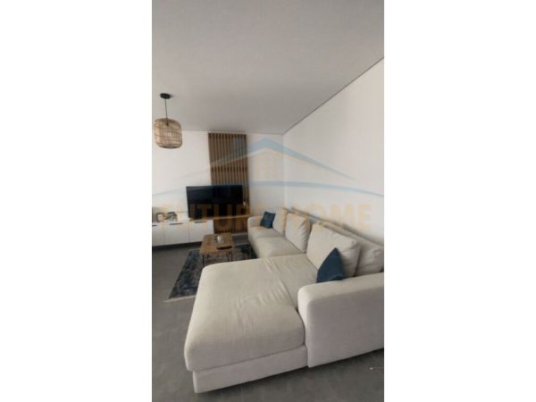 Durres, shes apartament 2+1+Ballkon Kati 2, 100 m² 305.000 € (Gjiri i Lalezit)