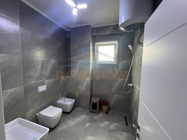 Tirane, shitet apartament 2+1+Ballkon Kati 1, 104 m² 193.000 € (Porcelan)