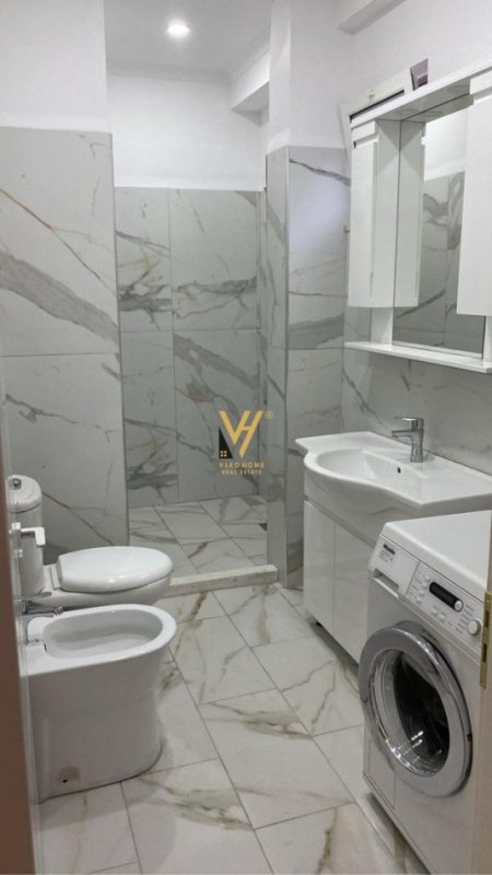 Tirane, jepet me qera shtepi 1+1+Aneks+Ballkon Kati 0, 60 m² 400 € (PORCELAN)