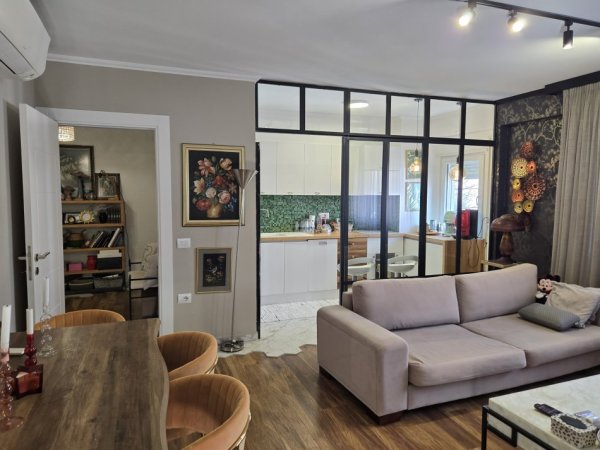 Tirane, shes apartament 2+1+Aneks+Ballkon Kati 3, 109 m² 250.000 € (Kopshti Botanik)