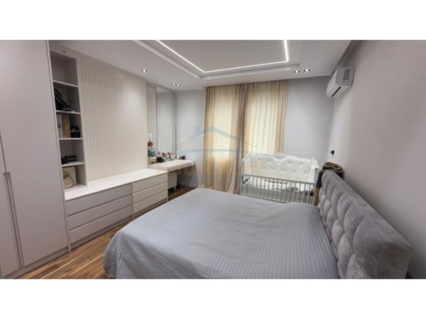 APARTAMENT 1+1 PER SHITJE TEK LIQENI I THATE
